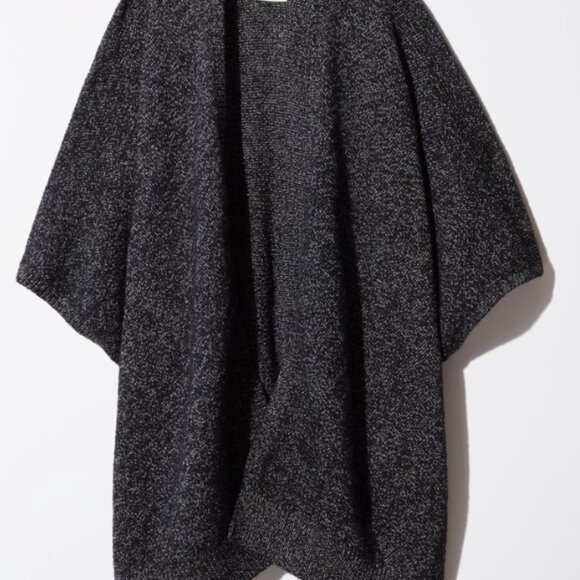 Aritzia Community Iconic Wool Cape – Size XS/S - Picture 1 of 4